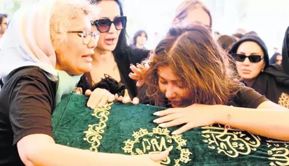 Ali Eyüboğlu, Nihal Candanın Şöhret Yolculuğu, Ölümü ve Ardından Yaşananları Yazdı: Bu Nasıl Kafadır Anlamak Olanaksız