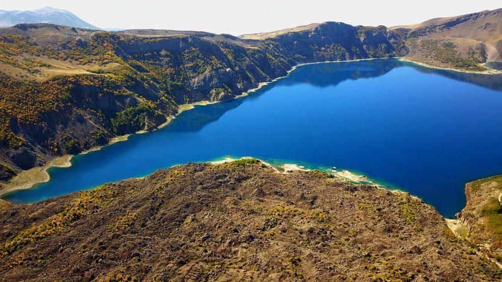Doğanın saklı harikası Nemrut Krateri ziyaretçilerini mest ediyor