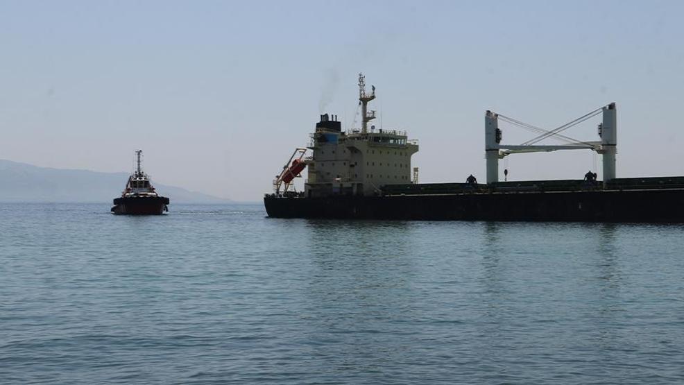 Tekirdağda kuru yük gemisi karaya oturdu