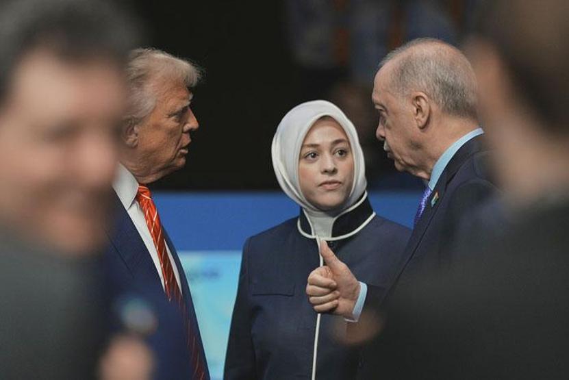 Dünyanın gözü bu noktadaydı Laheyde diplomasi trafiği