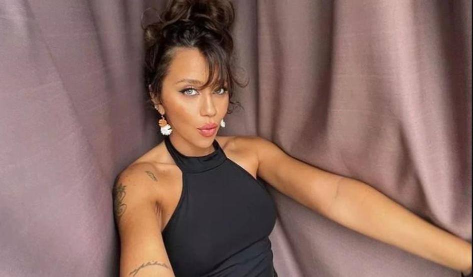 Zeynep Alkandan Korkutan Haber Göz Ameliyatı Geçirdi
