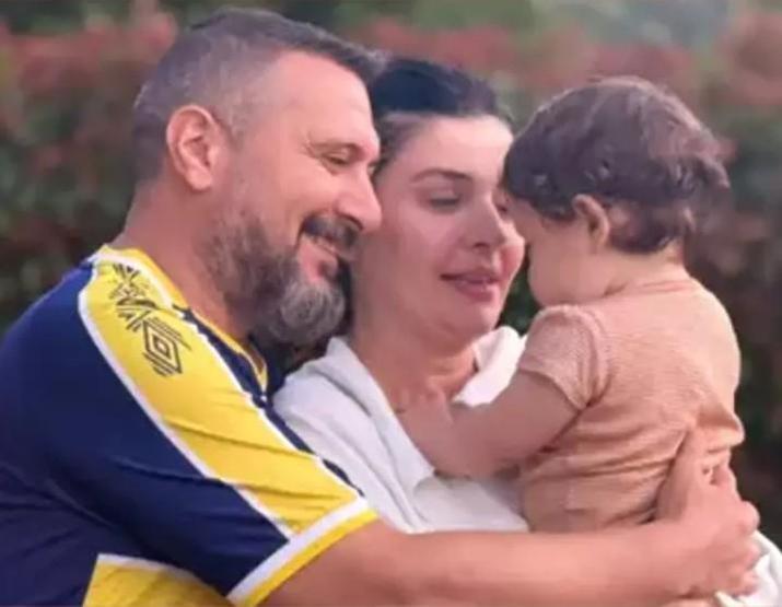 Gonca Vuslateri, Eşi ve Minik Kızıyla Mutlu Anlarını Paylaştı