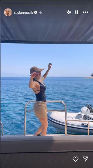 Şarkıcı Ceylandan teknede göbek dansı GÖREN BİR DAHA BAKTI