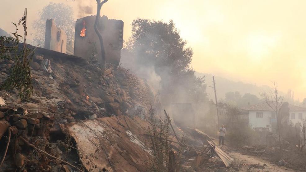 Sadece iki ev ayakta kaldı Sakaryadan Bilecike uzanan felaket: Köprücekte her şey kül oldu