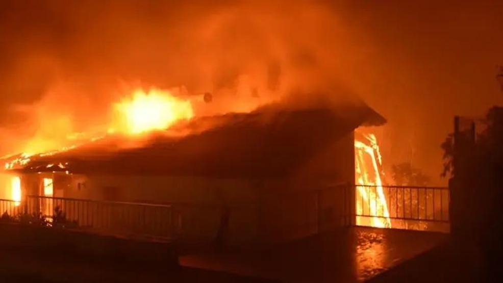 ORMAN YANGINI SON DURUM: İzmir Orman Yangını Kontrol Altına Alındı Mı Menderes, Seferihisar, Gaziemir Yangında Son Durum Ne İzmir Yangını Neden Çıktı İklim Değişikliği mi, Sabotaj mı AFAD ve İtfaiye Seferber Oldu