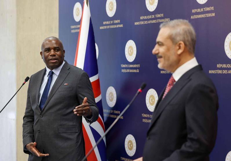 İngiltere Dışişleri Bakanı Lammy Ankarada: Hakan Fidandan Eurofighter açıklaması