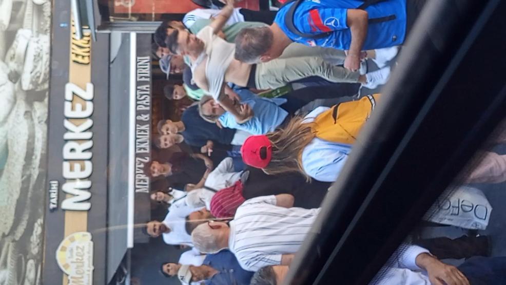 İETT otobüsünde kavga çıktı