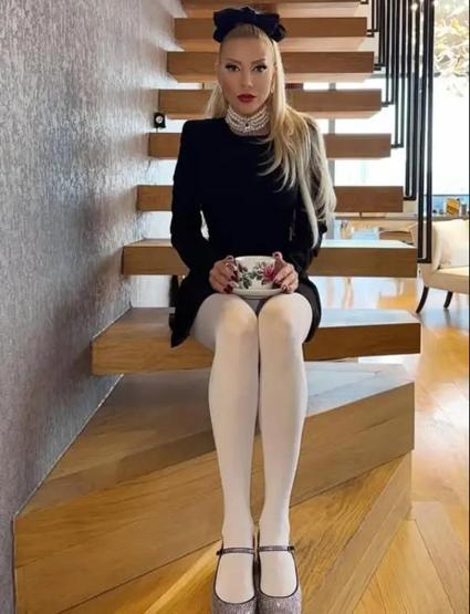 Gülşah Saraçoğlu’nun Estetik Değişimi Ortaya Çıktı Deniz Sekinin Doğum Gününde Yeni Hali Gündeme Geldi