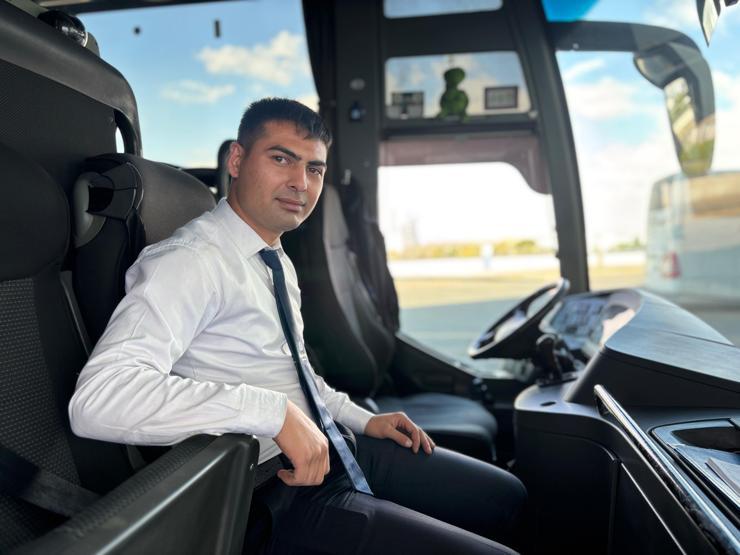 Faciaya ramak kala: Şoför direksiyon başında bayıldı Muavinden 40 hayat kurtaran hamle