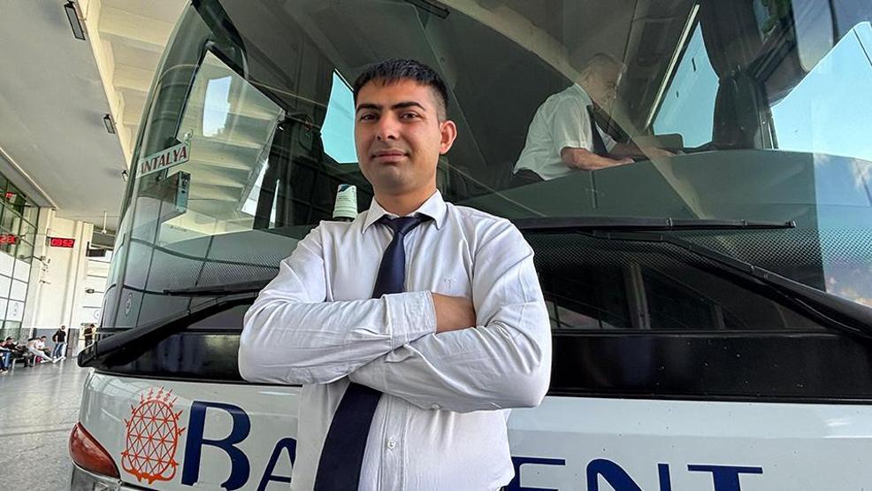 Faciaya ramak kala: Şoför direksiyon başında bayıldı Muavinden 40 hayat kurtaran hamle