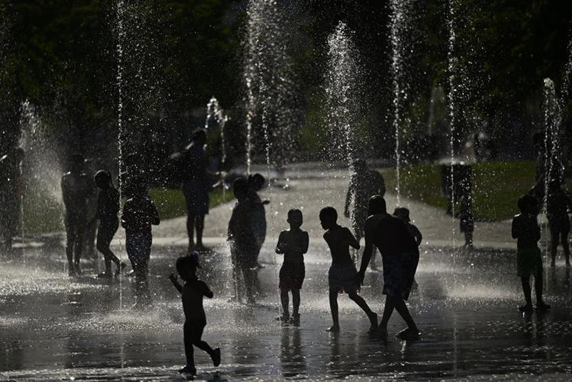 Avrupada kırmızı alarm Sıcak hava can aldı