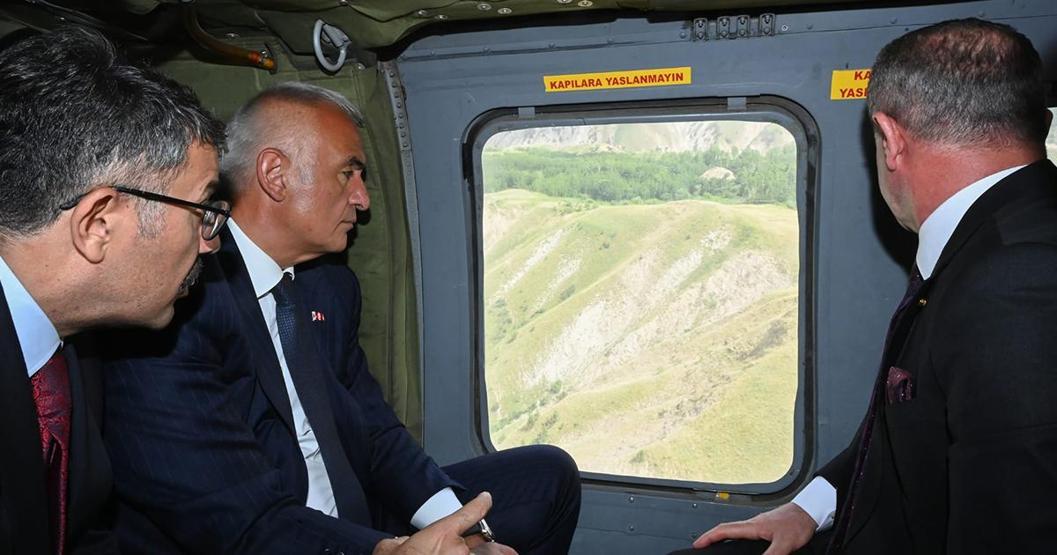 Kültür ve Turizm Bakanı Ersoy, Hakkaride incelemelerde bulundu