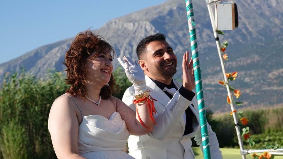 Işıklı Gölünde Bir İlk Nilüferler Arasında Mutluluğa Evet Dediler