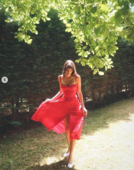 Dilan Çiçek Deniz İmajını Yeniledi Yeni Tarzı Gündem Oldu