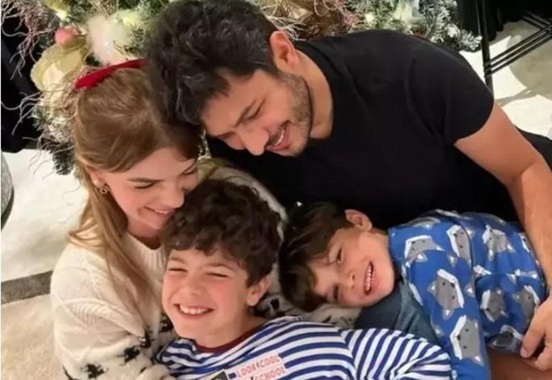 Pelin Karahan ve Bedri Güntayın Bodrumdaki Milyonluk Keyfi Lüks Araçları Görenleri Hayran Bıraktı