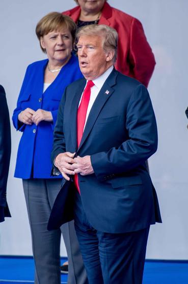 Merkel Oval Ofis Anısını Anlattı: Tam Bir İlgi Delisi