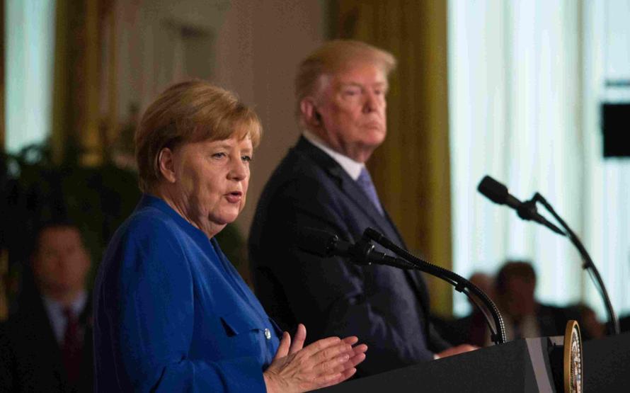 Merkel Oval Ofis Anısını Anlattı: Tam Bir İlgi Delisi