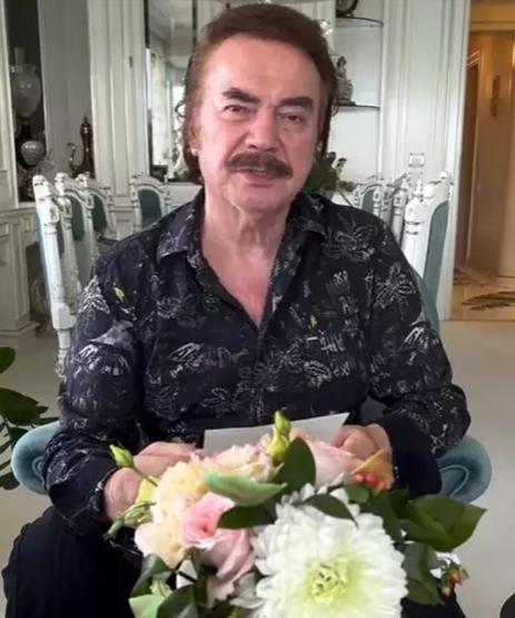 Orhan Gencebay’dan Eşi Sevim Emre’ye Aşk Mektubu: “Kadınım Seni Çok Seviyorum”
