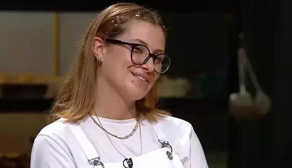 MASTERCHEF JÜRİSİ MEHMET ŞEFTEN TEPKİ Yarışmacının sorusu sinirlendirdi Şaka mı yapıyorsun