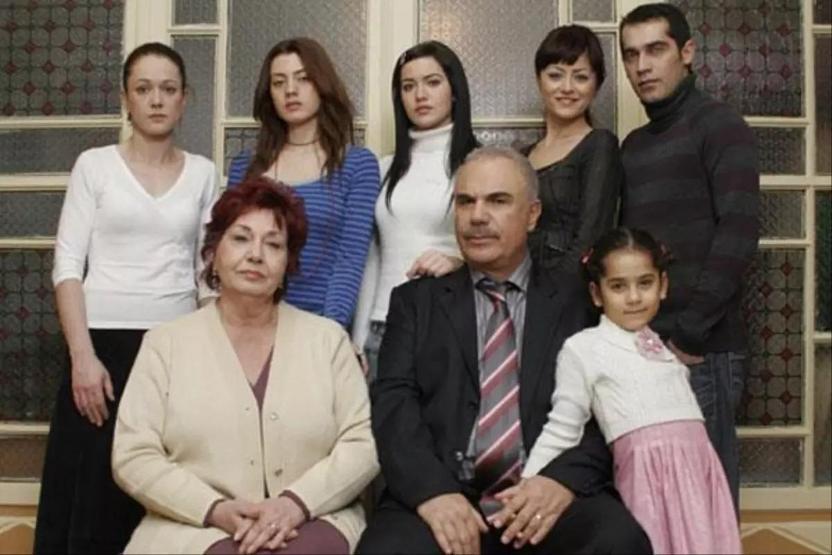 SOSYAL MEDYADA ORTAYA ÇIKTI Yaprak Dökümündeki efsane köşkün son hali şoke etti