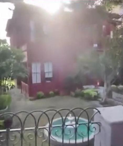 SOSYAL MEDYADA ORTAYA ÇIKTI Yaprak Dökümündeki efsane köşkün son hali şoke etti