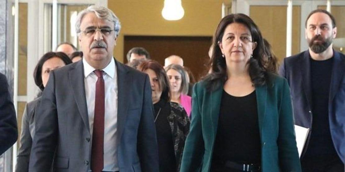 PKK SİLAH BIRAKMA SON DAKİKA: PKK Silah Bırakma Tarihi Belli Oldu Mu Terör Örgütü PKK Nerede Silah Bırakacak 47 Yılın Ardından Terörsüz Türkiye İçin Dönüm Noktası