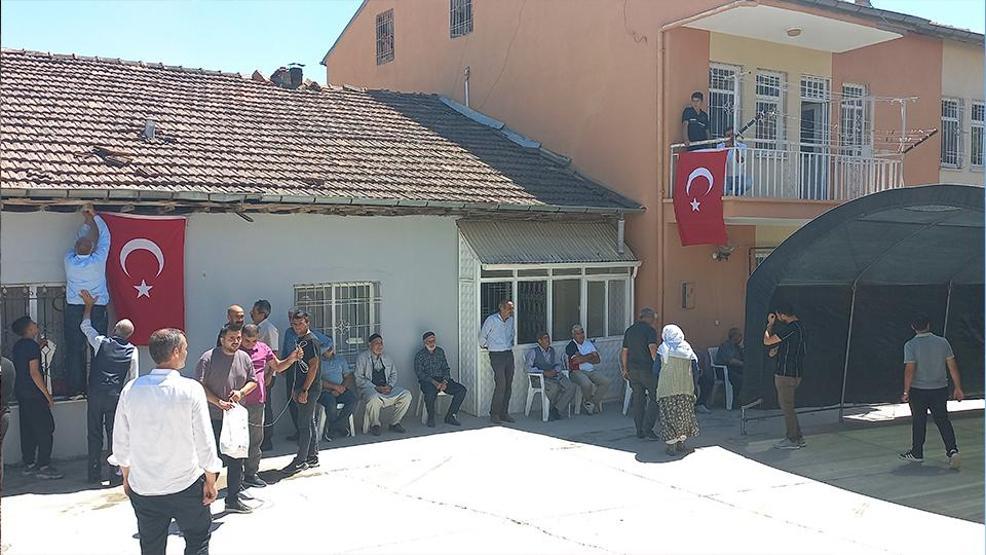 Ateş düştüğü yeri yaktı Şehitlerimizin şehadet haberi baba ocağına ulaştı