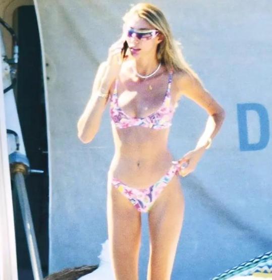 Ünlüler Bodrum’u Tercih Ederek Tatilin Keyfini Çıkardı