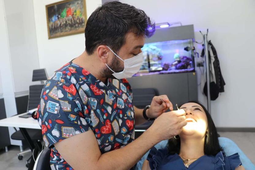 DİŞLERİ TEK TEK DÖKÜYOR Enerji Patlaması Yapsın Diye Tüketiyorsunuz Ama Hiçbir Faydası Yok