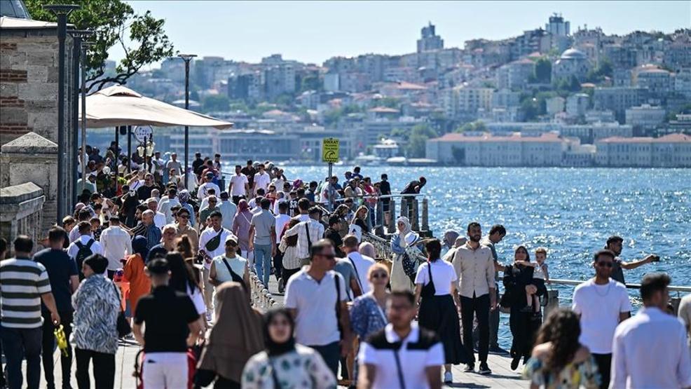 Dikkat İstanbulda sıcaklık rekoru kırılacak... Uzmanı uyardı: 50 derece...