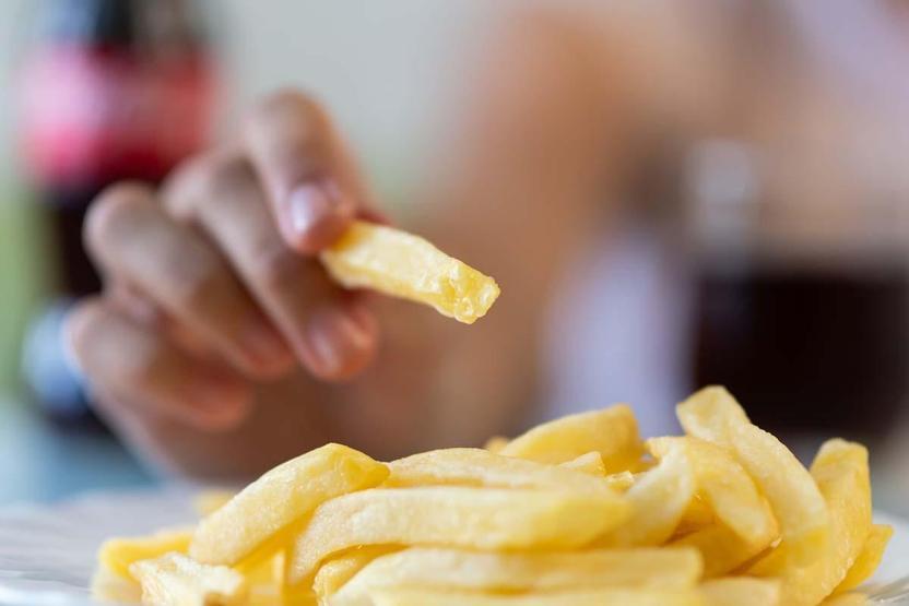 TikTokta Gündem Oldu Migrenin Şifası Kola ve Patates Kızartmasında mı Uzmanlar Ne Diyor