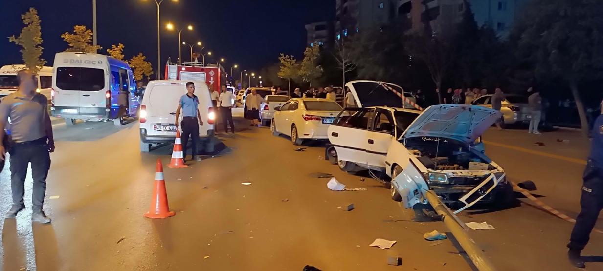 Gaziantepte zincirleme kaza sonrası kavga 6 yaralı, 12 gözaltı