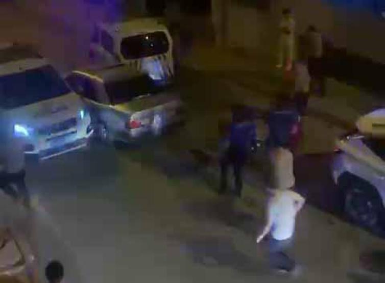 Bir şehri ayağa kaldırdı: Firar etti, polisleri ezdi, resmi araca çarptı