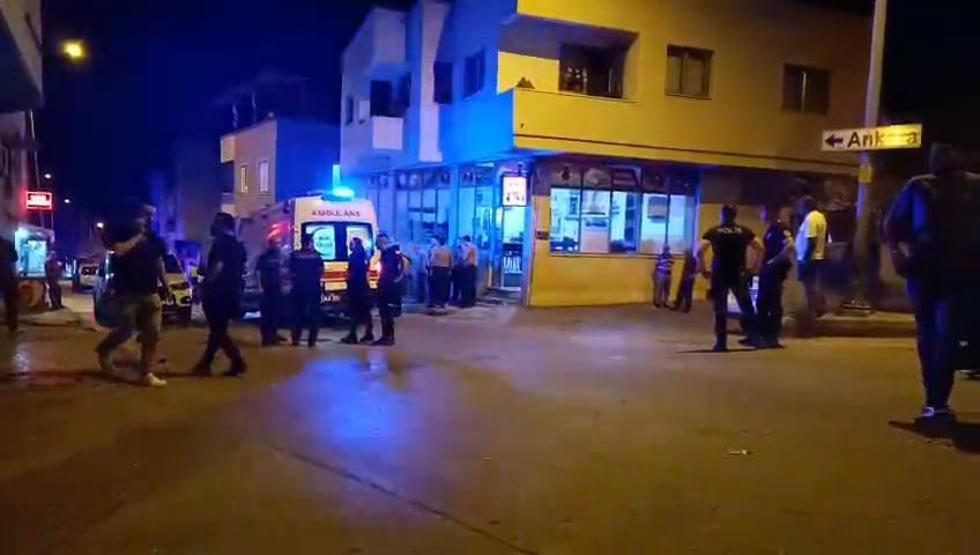 Bir şehri ayağa kaldırdı: Firar etti, polisleri ezdi, resmi araca çarptı