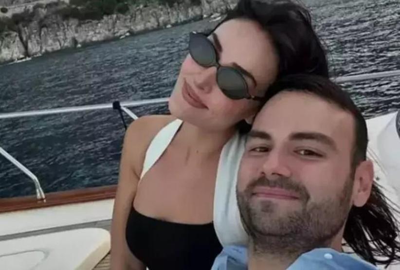 Esra Bilgiç ve Faruk Sabancıdan Romantik Paylaşım: Aşkları Dolu Dizgin Devam Ediyor
