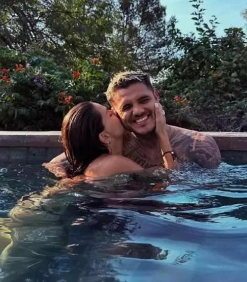 Mauro Icardi ve Sevgilisi China Suarez’den Cesur Paylaşım: Ayrılmamız İçin Dua Ediyorlar