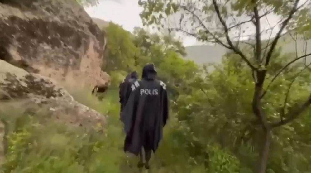 Genç kadın 6 yıl önce sırra kadem basmıştı Kemik parçaları ortaya çıktı