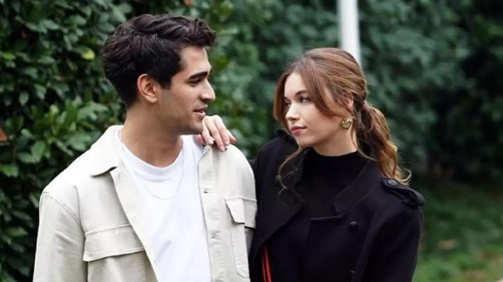 Yalı Çapkınının Feriti Mert Ramazan Demir yeni sevgilisi ile dudak dudağa Gören aynı şeyi söyledi: Afra Saraçoğlunun kopyası