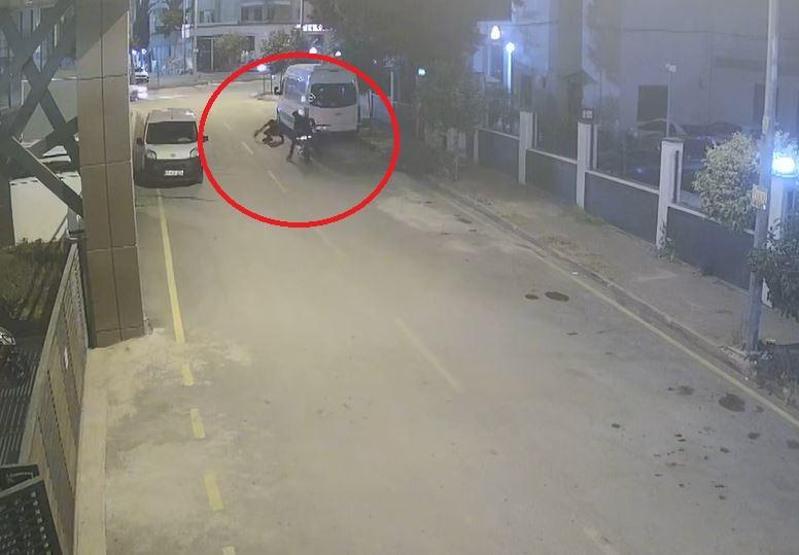 Kapkaççılar, Esraya dehşeti yaşattı: 6 bin TL’lik çanta için metrelerce sürüklediler