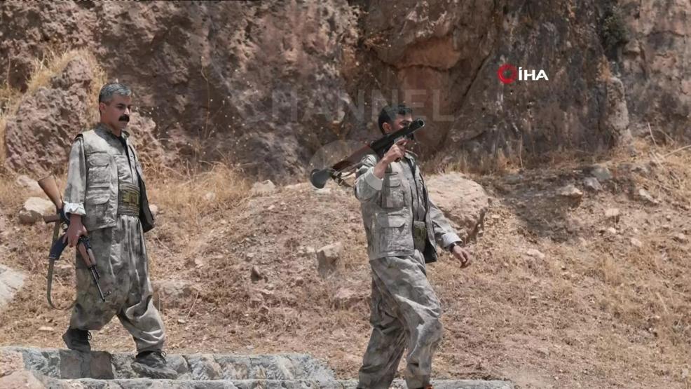 İşte kare kare o an: PKK silahları böyle yaktı