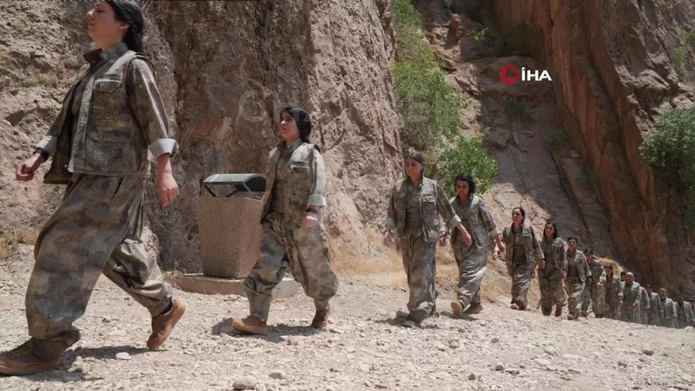 İşte kare kare o an: PKK silahları böyle yaktı