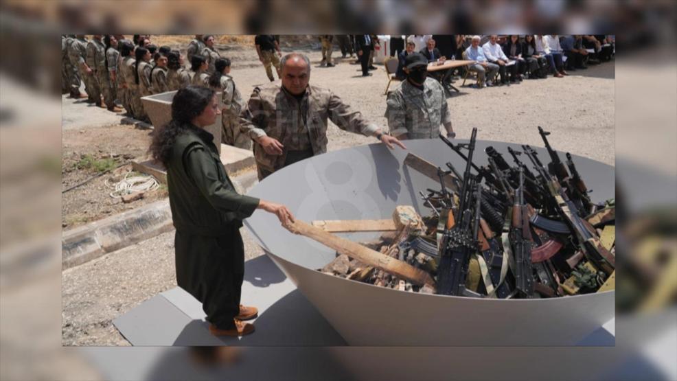 İşte kare kare o an: PKK silahları böyle yaktı