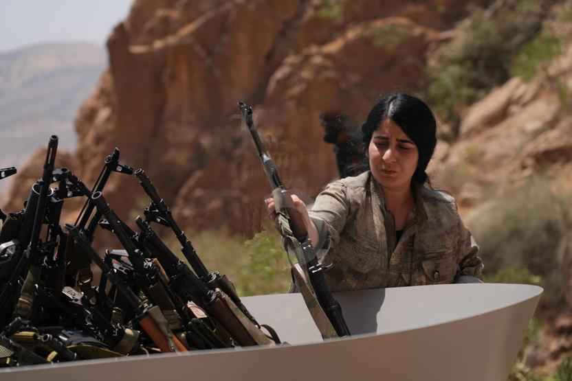 Terörsüz Türkiyede tarihi anlar: PKK silahlarını böyle yaktı