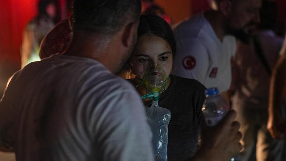 26 katlı binada yangın faciası: 1i bebek 3 kişi öldü