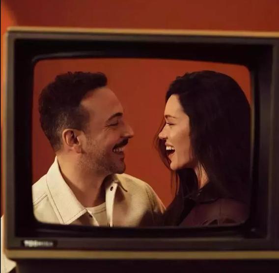 Oğuzhan Koç ve Hazal Subaşı, Yunanistanda Romantik Anlar Yaşadı