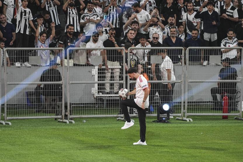 Orkun Kökçü, özel karşılama hakkında konuştu: Ben Beşiktaş’ın çocuğuyum