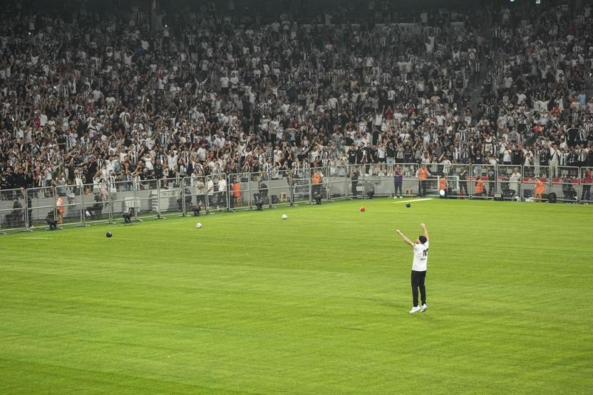 Orkun Kökçü, özel karşılama hakkında konuştu: Ben Beşiktaş’ın çocuğuyum