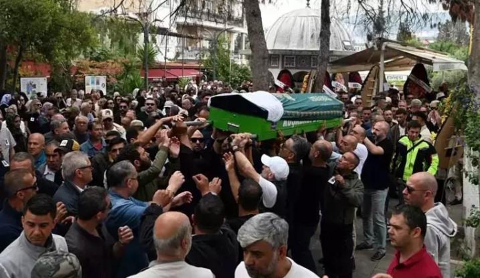 Derya Uluğ’dan Duygusal Paylaşım: Şimal’in Şarkı Söylediği Anlar Takipçilerini Duygulandırdı