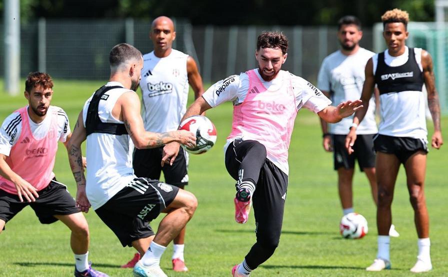 Beşiktaş’ta hazırlıklar çift antrenmanla sürdü