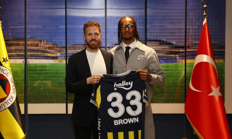 Archie Brown: Başka takımlardan da ilgi vardı ama Fenerbahçeyi tercih ettim